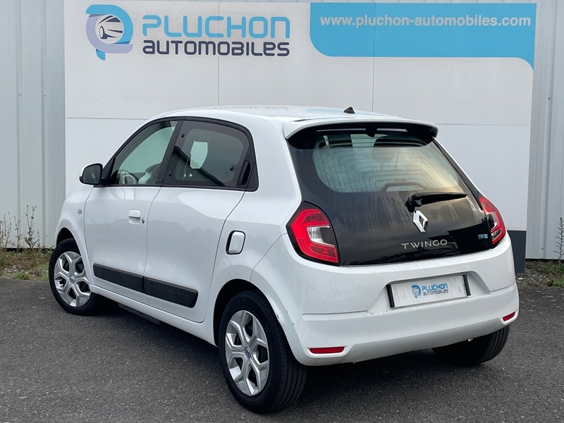 2 img-vehicule.jpgRenault
                            img-vehicule.jpgTwingo III