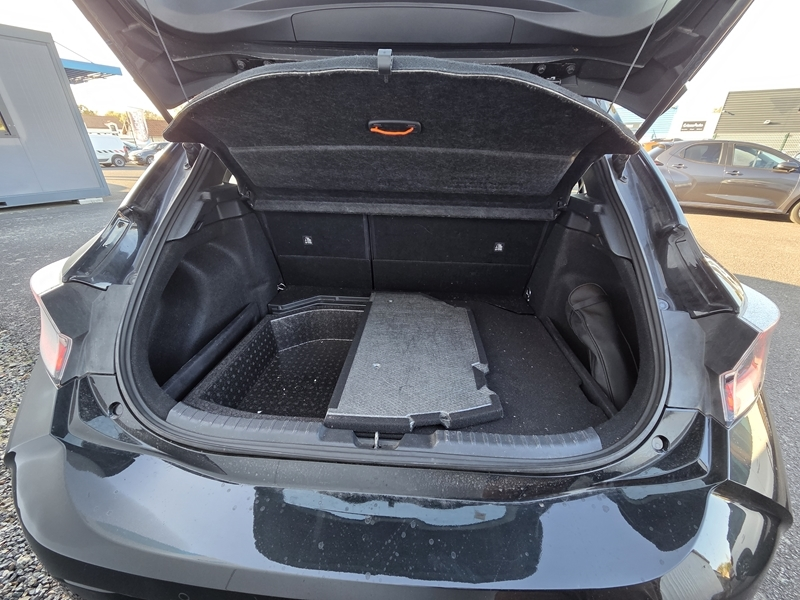 14 img-vehicule.jpgToyota
                            img-vehicule.jpgCorolla