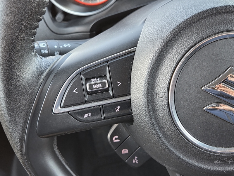 6 img-vehicule.jpgSuzuki
                            img-vehicule.jpgSWift