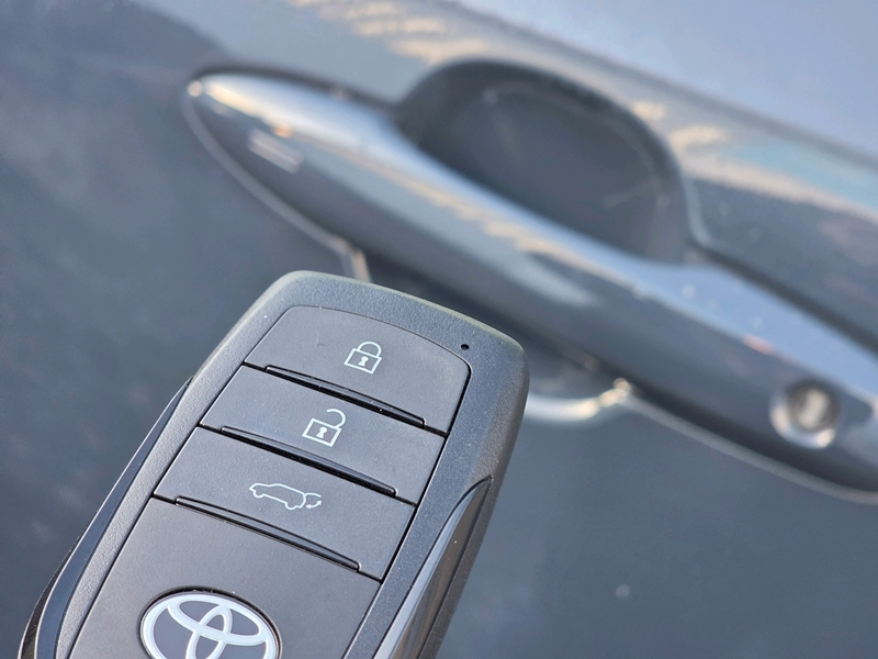 Photo 18 - Toyota Corolla Cross