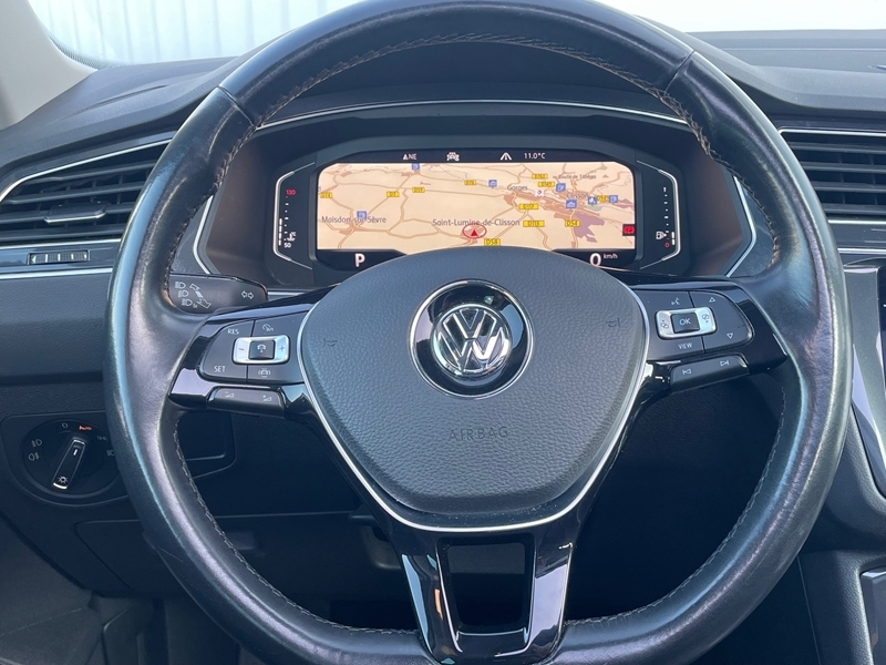 8 img-vehicule.jpgVolkswagen
                            img-vehicule.jpgTIGuan
