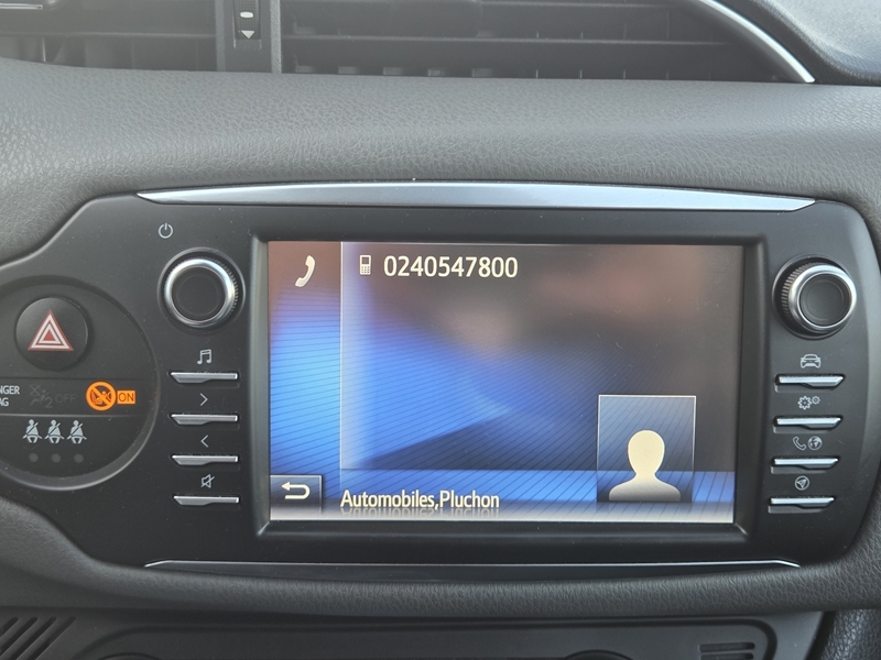 7 img-vehicule.jpgToyota
                            img-vehicule.jpgYaris