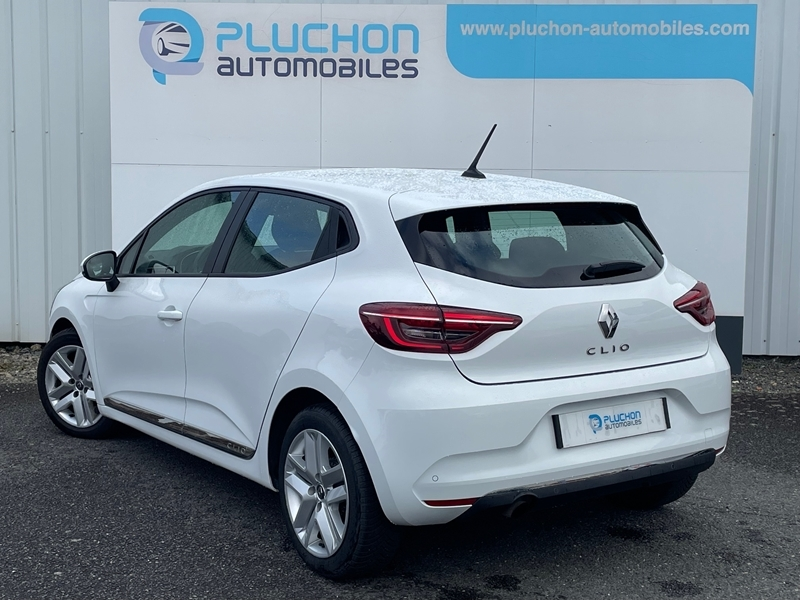 Renault
                            Clio V