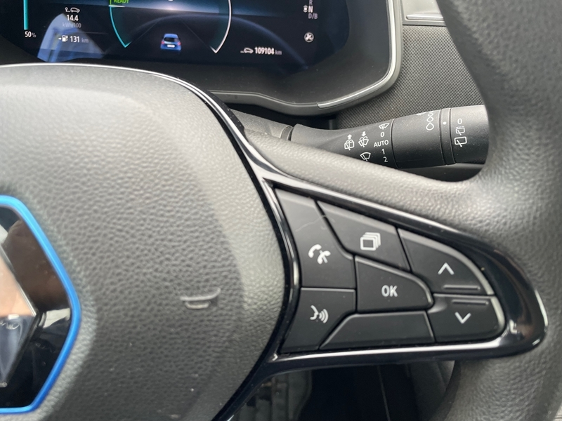 10 img-vehicule.jpgRenault
                            img-vehicule.jpgZoe