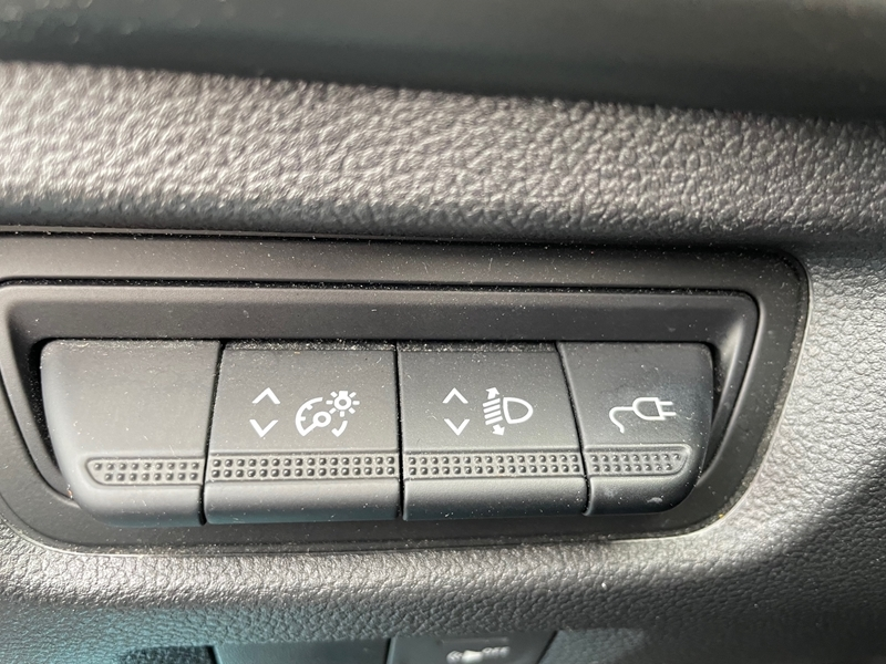 12 img-vehicule.jpgRenault
                            img-vehicule.jpgZoe