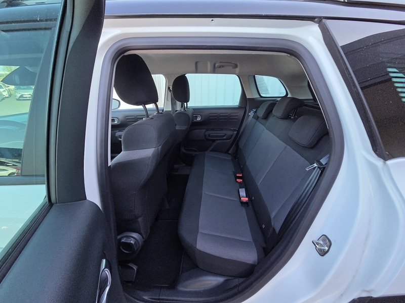 15 img-vehicule.jpgCitroen
                            img-vehicule.jpgC3 Aircross