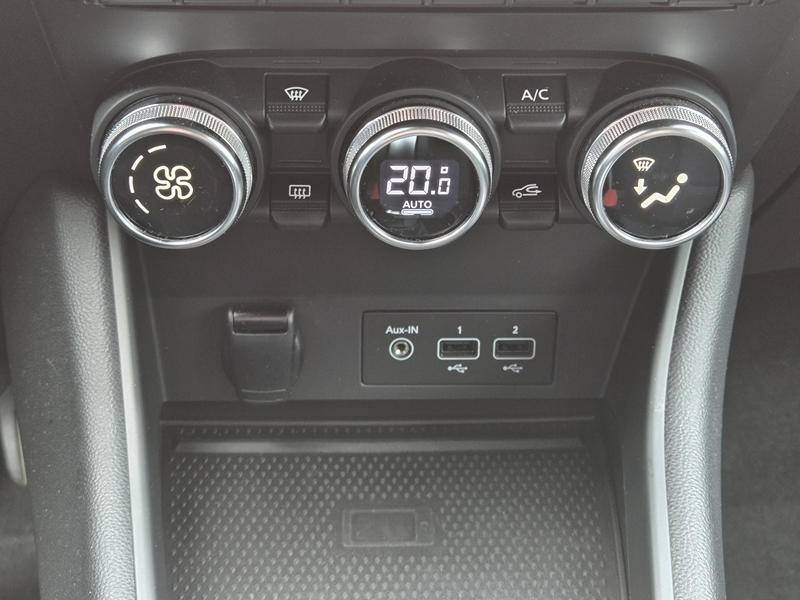 10 img-vehicule.jpgRenault
                            img-vehicule.jpgCaptur II