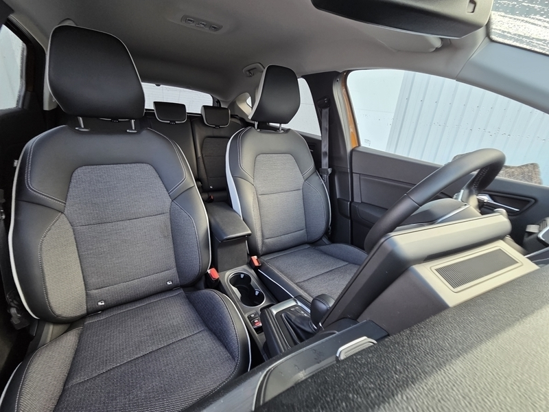 12 img-vehicule.jpgRenault
                            img-vehicule.jpgCaptur II