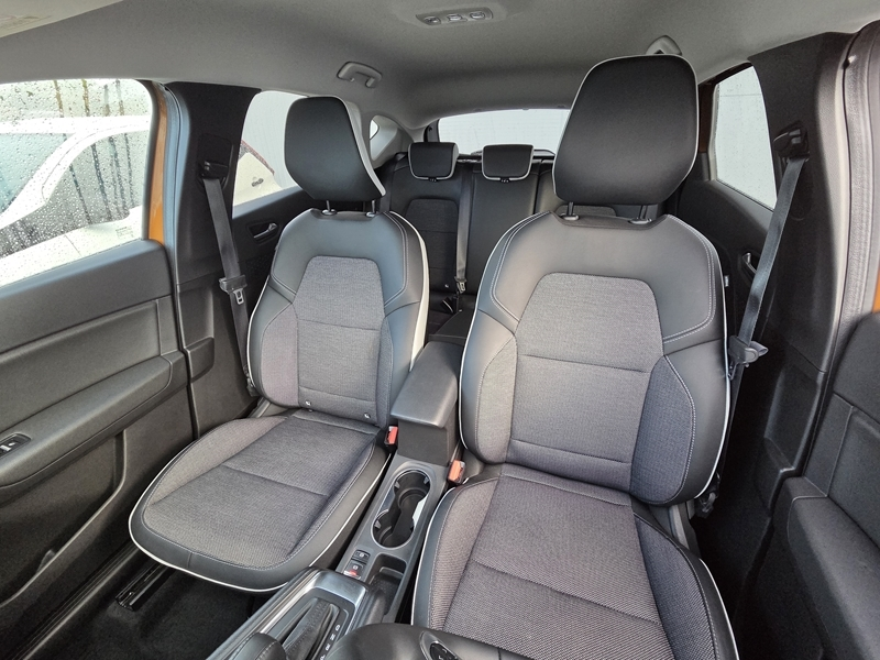 13 img-vehicule.jpgRenault
                            img-vehicule.jpgCaptur II