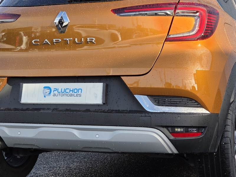 18 img-vehicule.jpgRenault
                            img-vehicule.jpgCaptur II