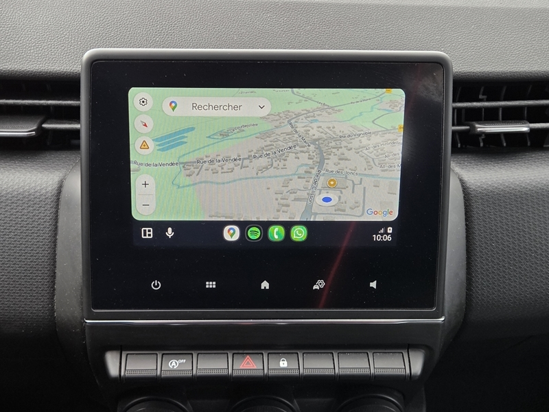 13 img-vehicule.jpgRenault
                            img-vehicule.jpgClio V