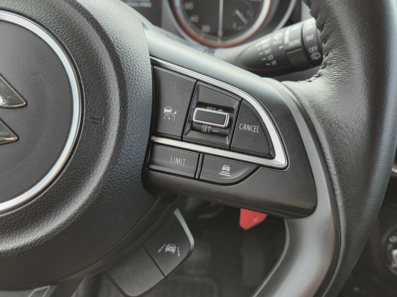 6 img-vehicule.jpgSuzuki
                            img-vehicule.jpgSWift