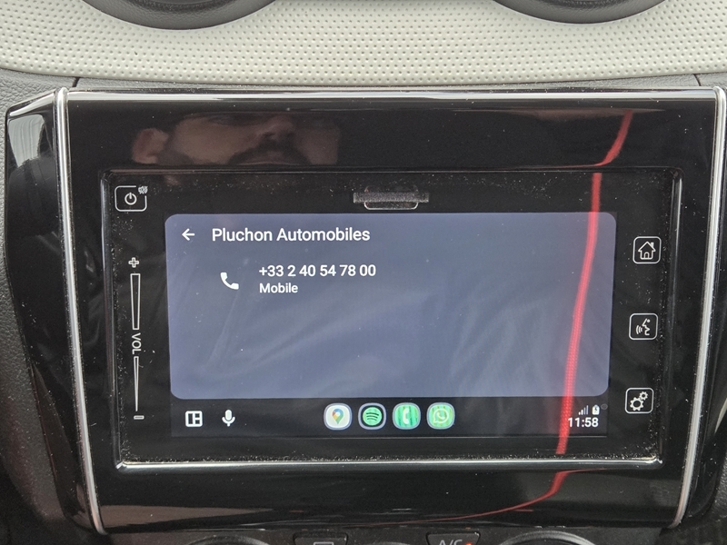 8 img-vehicule.jpgSuzuki
                            img-vehicule.jpgSWift