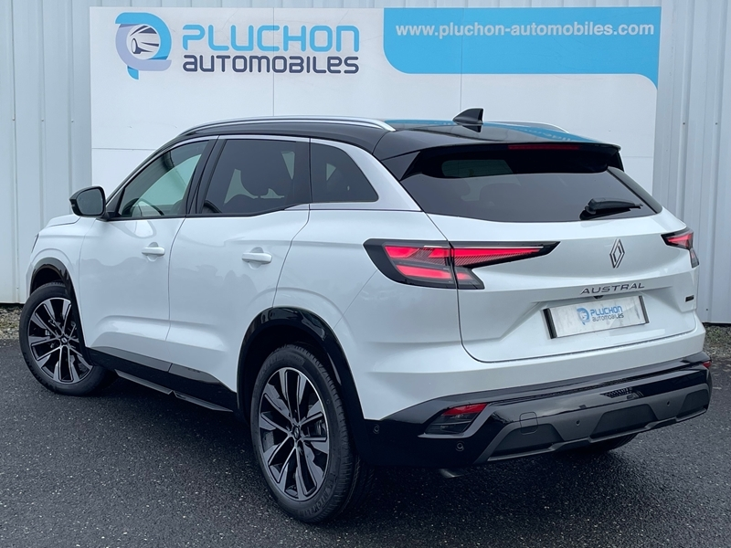 Renault
                Austral