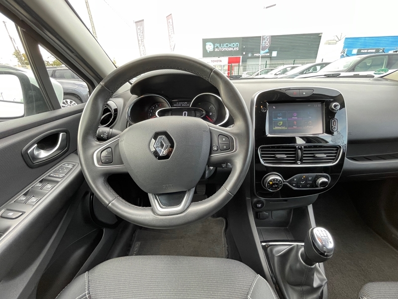 1 img-vehicule.jpgRenault
                            img-vehicule.jpgClio IV