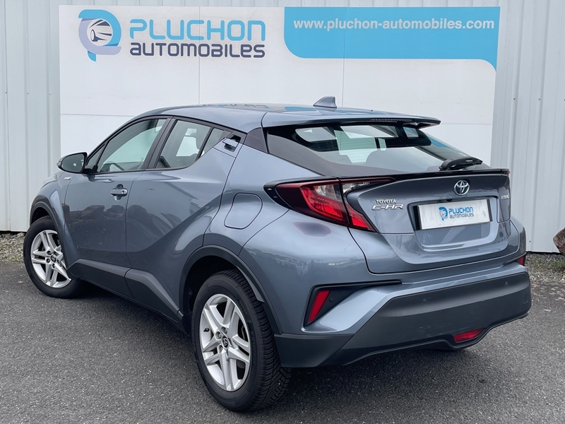 2 img-vehicule.jpgToyota
                            img-vehicule.jpgC-HR