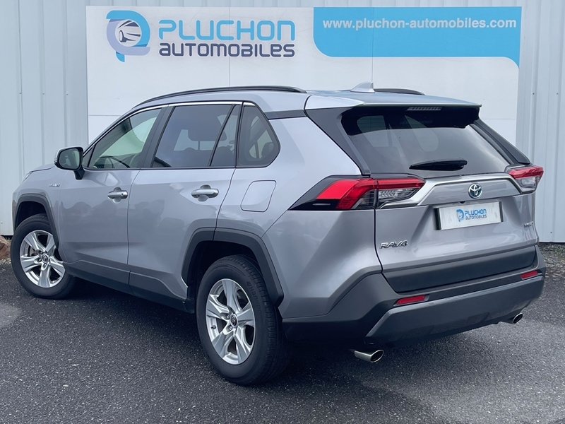 2 img-vehicule.jpgToyota
                            img-vehicule.jpgRAV4