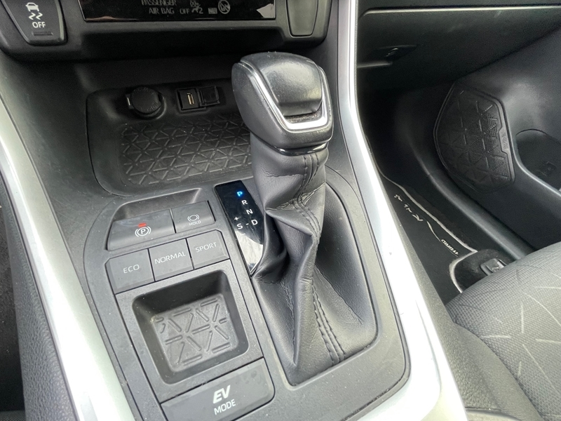 11 img-vehicule.jpgToyota
                            img-vehicule.jpgRAV4