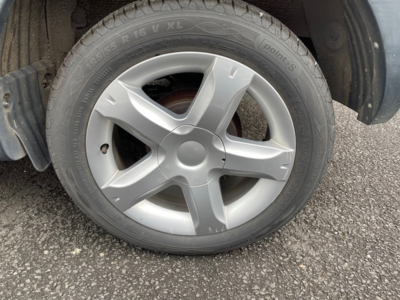 10 img-vehicule.jpgDacia
                            img-vehicule.jpgSandero