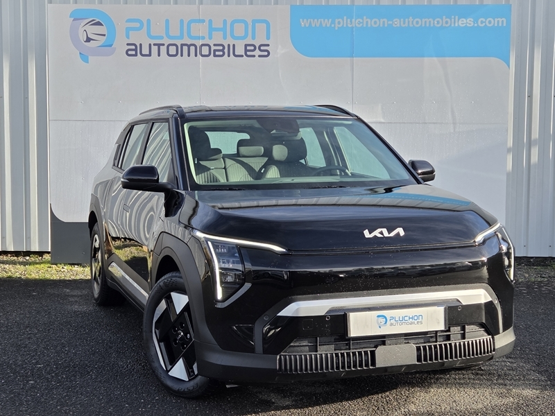 Kia
                    EV3