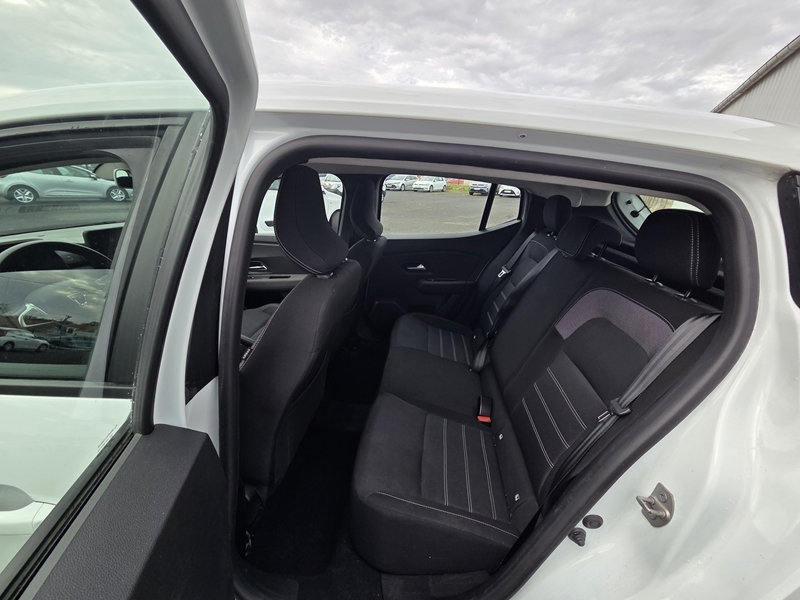 5 img-vehicule.jpgDacia
                            img-vehicule.jpgSandero