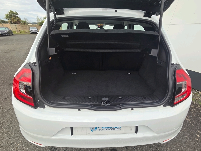 13 img-vehicule.jpgRenault
                            img-vehicule.jpgTwingo III