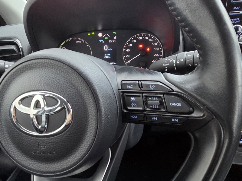 6 img-vehicule.jpgToyota
                            img-vehicule.jpgYaris