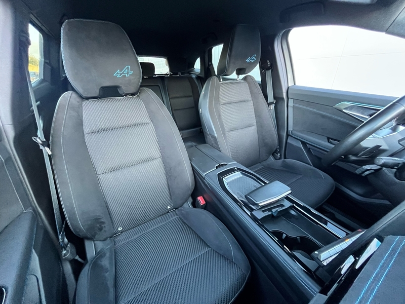 16 img-vehicule.jpgRenault
                            img-vehicule.jpgAustral