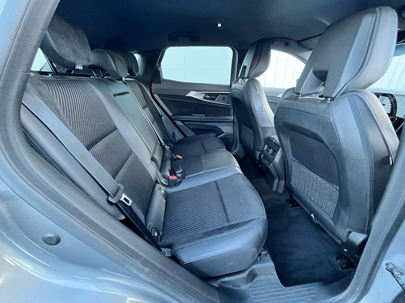 17 img-vehicule.jpgRenault
                            img-vehicule.jpgAustral