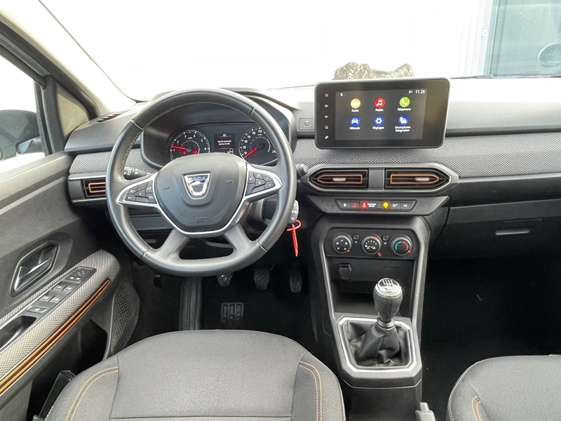 Dacia
                Sandero