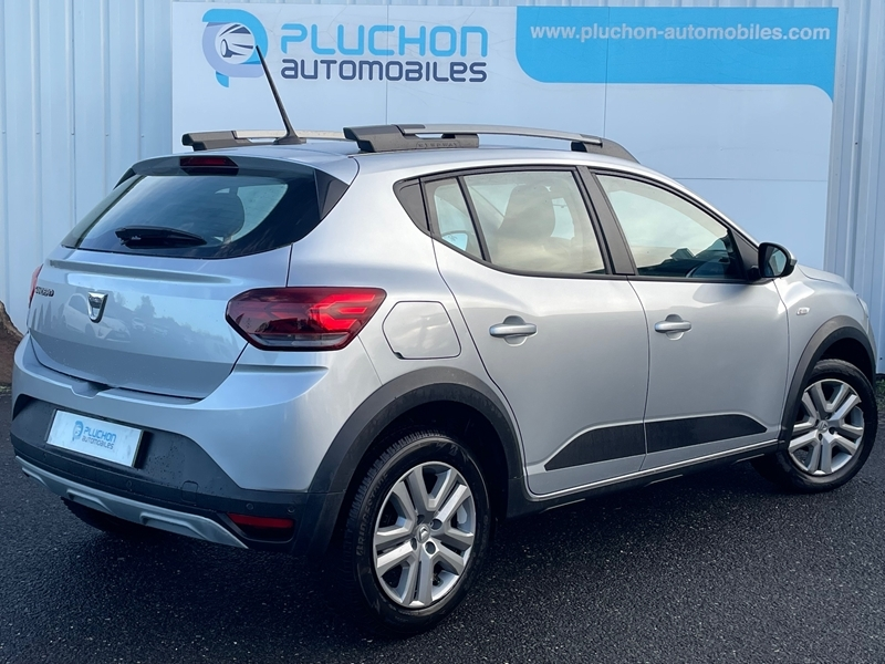 Dacia
                Sandero