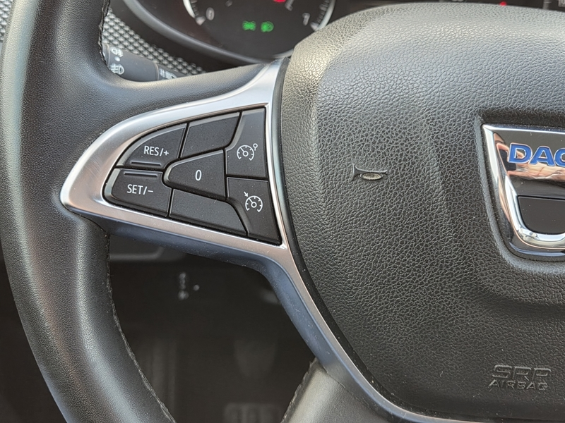 9 img-vehicule.jpgDacia
                            img-vehicule.jpgSandero