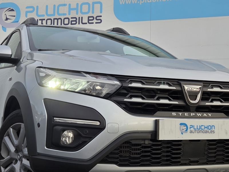 18 img-vehicule.jpgDacia
                            img-vehicule.jpgSandero