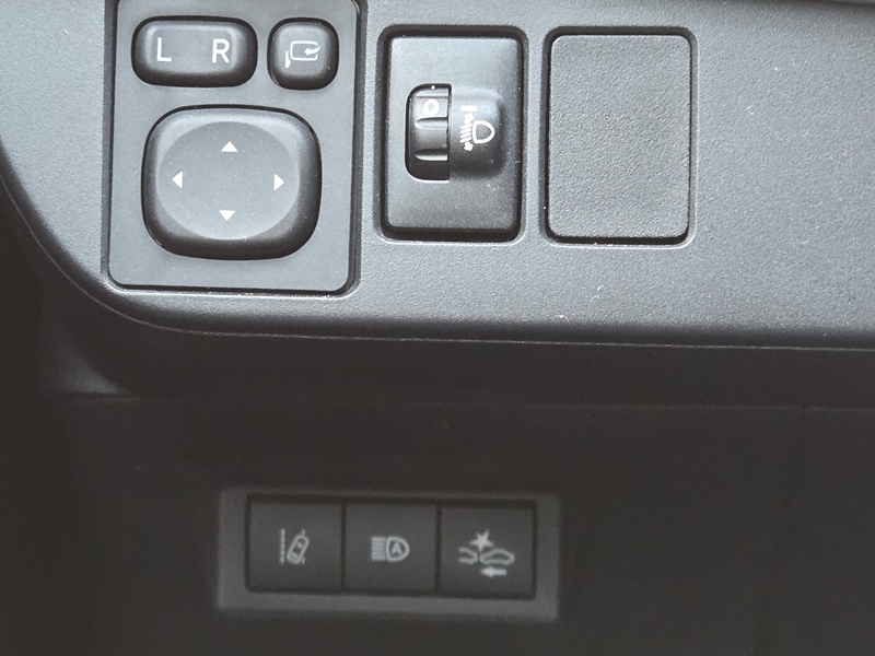 10 img-vehicule.jpgToyota
                            img-vehicule.jpgYaris