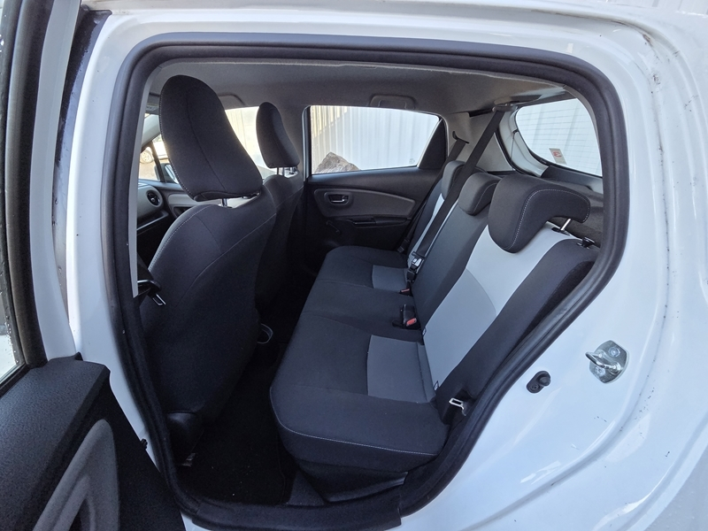 15 img-vehicule.jpgToyota
                            img-vehicule.jpgYaris