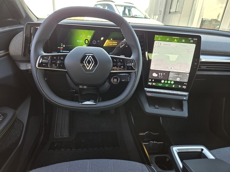 5 img-vehicule.jpgRenault
                            img-vehicule.jpgScenic V