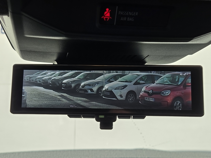 13 img-vehicule.jpgRenault
                            img-vehicule.jpgScenic V