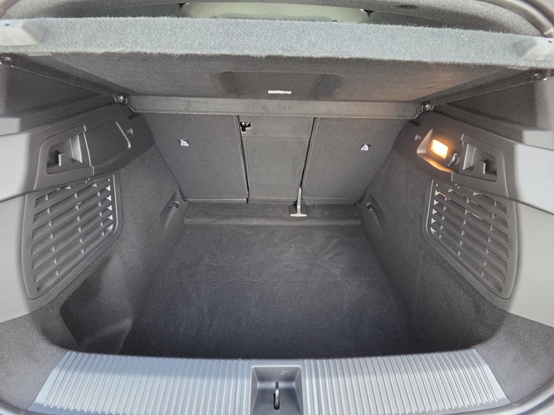 14 img-vehicule.jpgRenault
                            img-vehicule.jpgScenic V