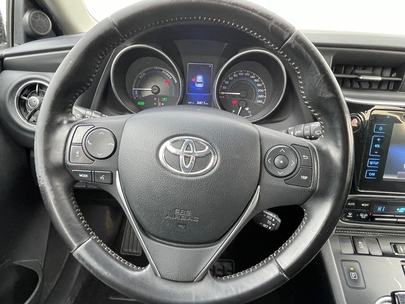 7 img-vehicule.jpgToyota
                            img-vehicule.jpgAuris