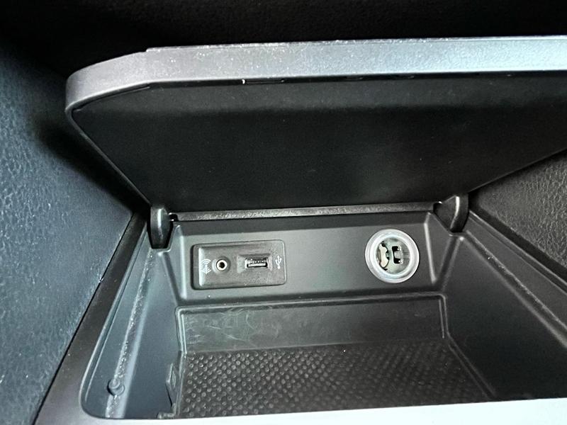 8 img-vehicule.jpgVolkswagen
                            img-vehicule.jpgGolf Sportsvan