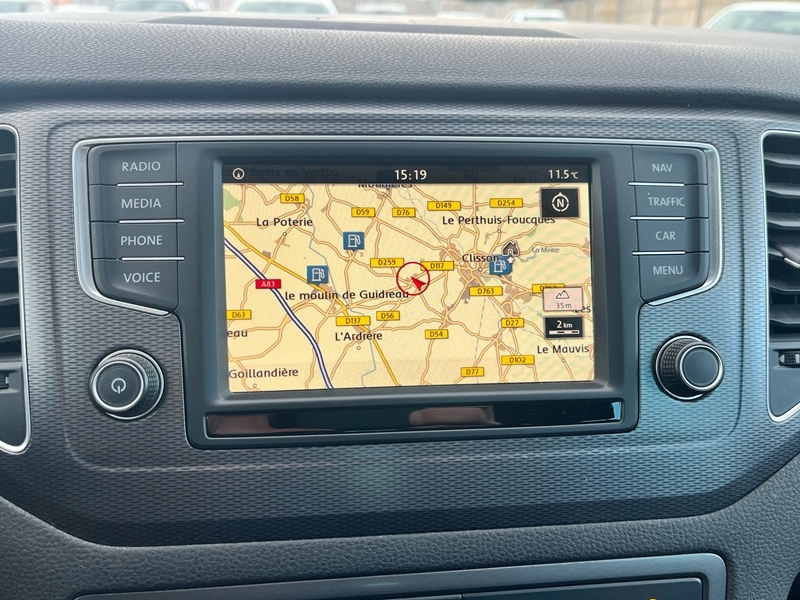 10 img-vehicule.jpgVolkswagen
                            img-vehicule.jpgGolf Sportsvan