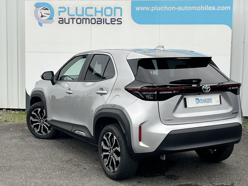 2 img-vehicule.jpgToyota
                            img-vehicule.jpgYaris Cross