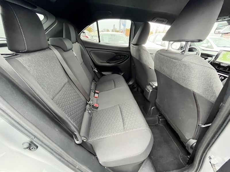 14 img-vehicule.jpgToyota
                            img-vehicule.jpgYaris Cross