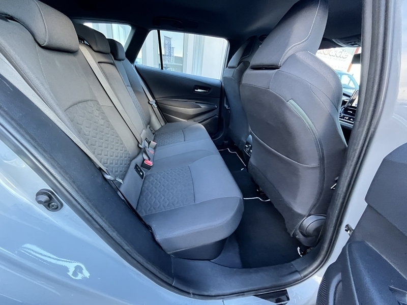 11 img-vehicule.jpgToyota
                            img-vehicule.jpgCorolla Touring Spt