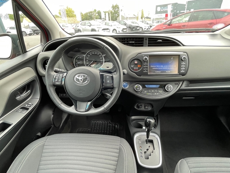 1 img-vehicule.jpgToyota
                            img-vehicule.jpgYaris