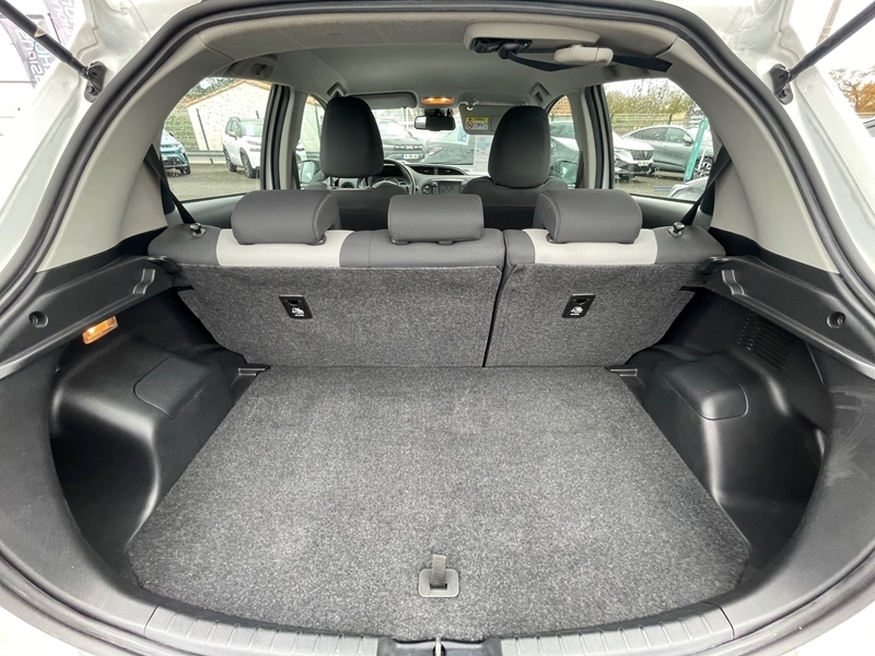 3 img-vehicule.jpgToyota
                            img-vehicule.jpgYaris