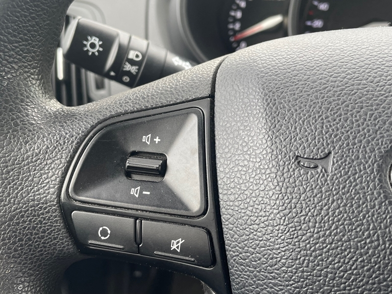 6 img-vehicule.jpgKia
                            img-vehicule.jpgRio