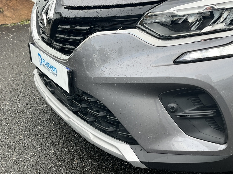 9 img-vehicule.jpgRenault
                            img-vehicule.jpgCaptur II