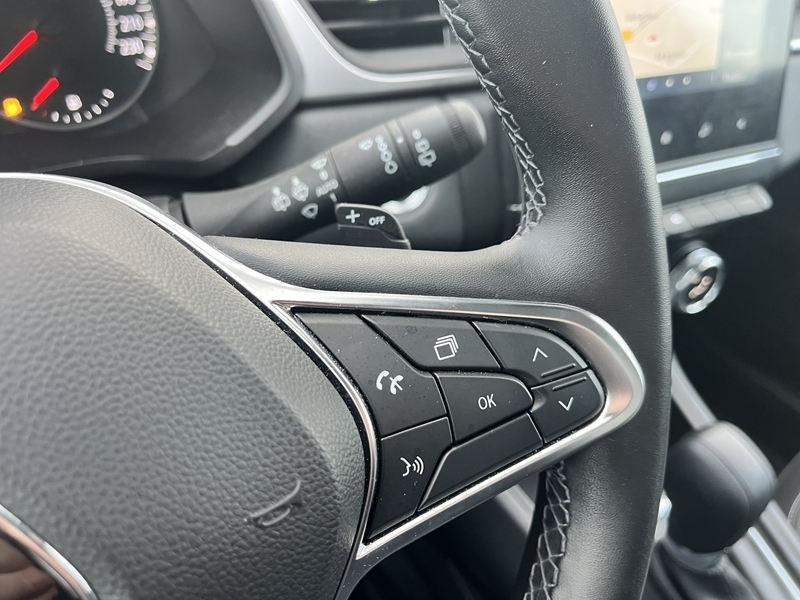 15 img-vehicule.jpgRenault
                            img-vehicule.jpgCaptur II