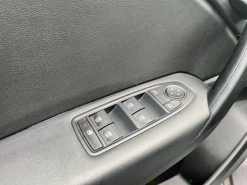 19 img-vehicule.jpgRenault
                            img-vehicule.jpgCaptur II